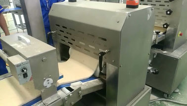 W pełni automatyczna maszyna do robienia pizzy mrożonej do pizzy w kształcie kwadratu dostawca